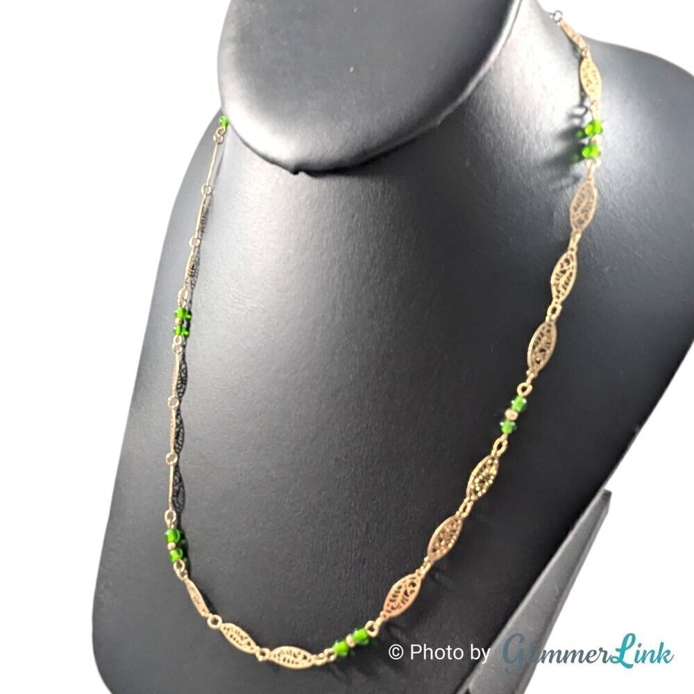 Vintage Filigree Oval Link Green Seed Bead Gold Tone Station Necklace - Picture 5 of 9